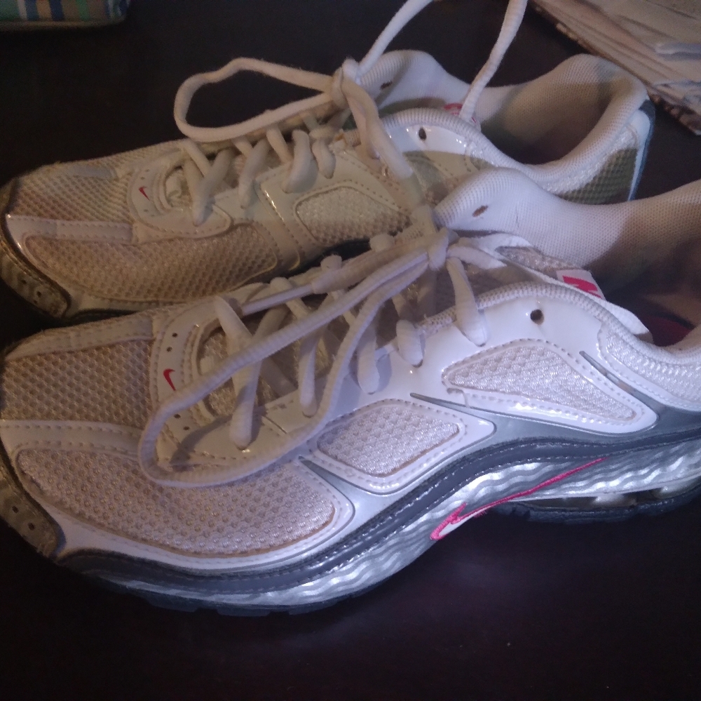 Nike reax